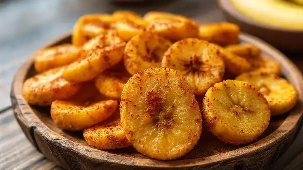 Banana frita picante