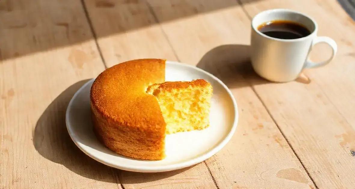 Bolo de fubá cremoso — Mediterranean Diet Hub