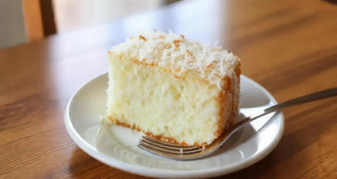 Bolo gelado de coco — Mediterranean Diet Hub